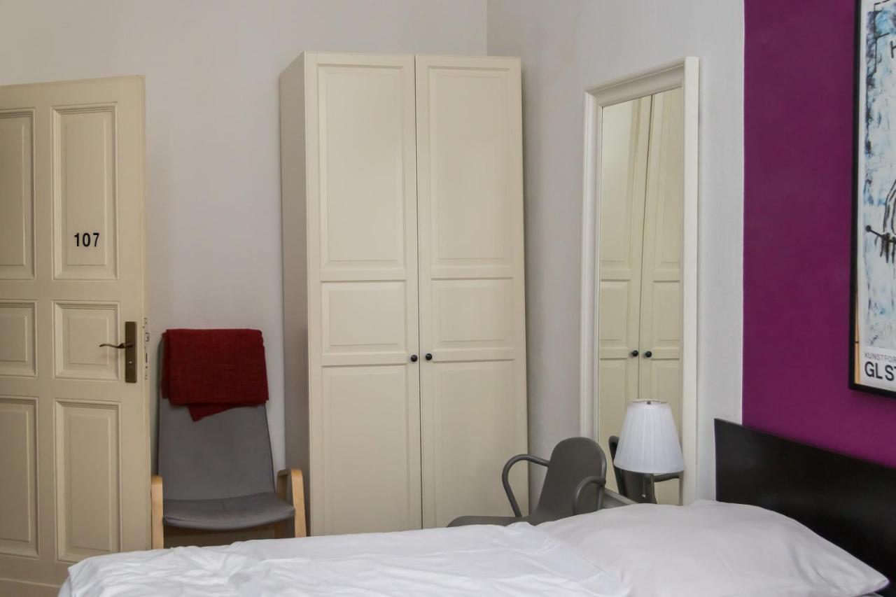 Pension Hostel Staycomfort Am Kurfuerstendamm Berlin Kültér fotó