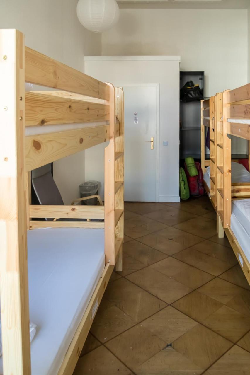 Pension Hostel Staycomfort Am Kurfuerstendamm Berlin Kültér fotó